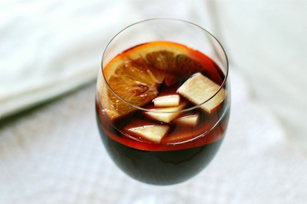 Simple Fruity Red Wine Sangria