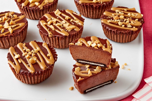 Frosty Chocolate-Peanut Butter Mini Pies