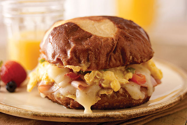 Cheesy Pepper and Egg Sandwich