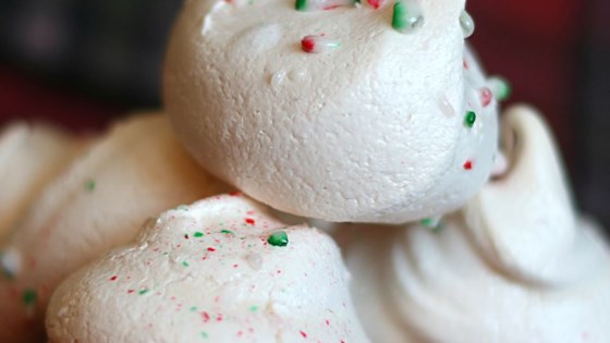 Peppermint Meringues