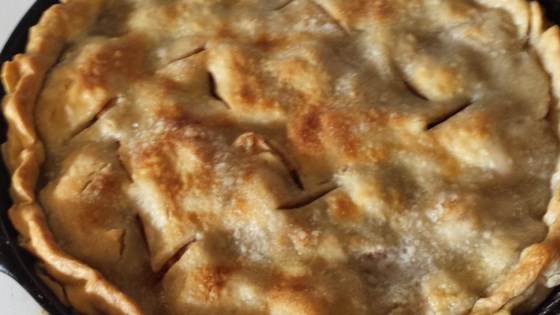 Grandma's Iron Skillet Apple Pie