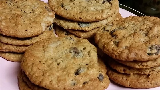 Oatmeal Raisin Cookies IV