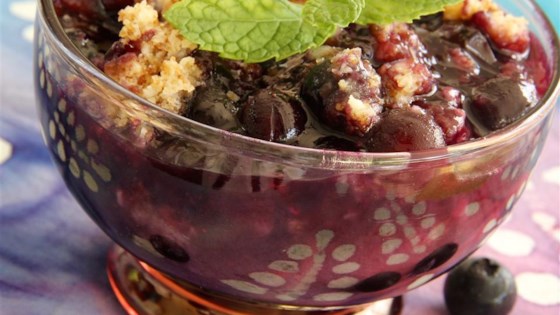 Classic American Blueberry Crisp