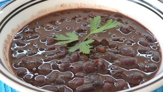 Spicy Slow Cooker Black Bean Soup