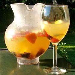 White Peachy Sangria