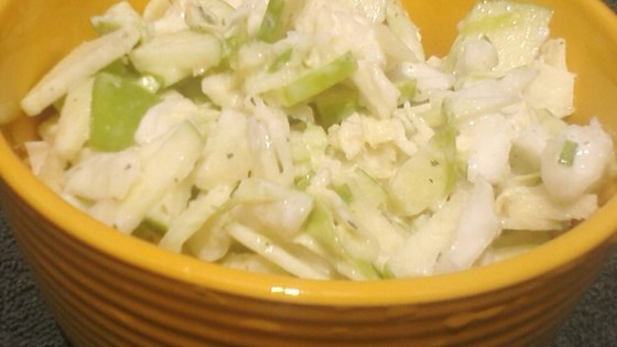 Tangy Ranch Apple Slaw