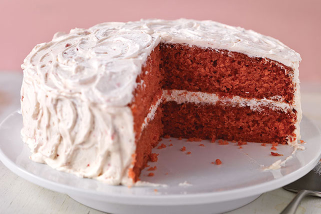 Sweet Strawberry Cake