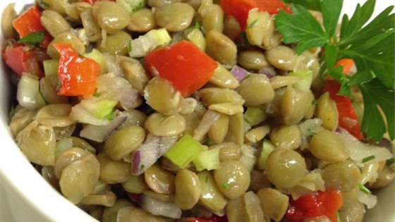 Mediterranean Style Roasted Red Pepper and Lentil Salad
