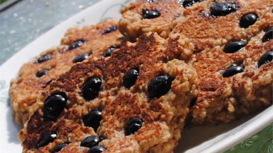 Flourless Oatmeal Blueberry Pancakes