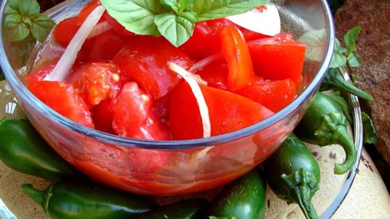 Chrissy's Sweet 'n' Sour Tomato Salad