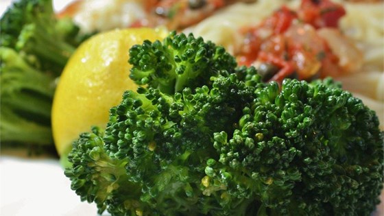 Easy Lemon and Garlic Broccoli