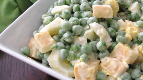 Green Pea Salad With Cheddar Cheese