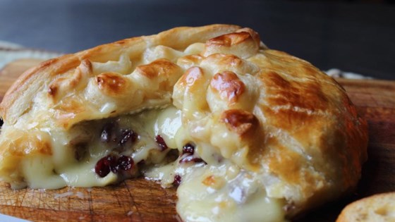 Baked Stuffed Brie with Cranberries & Walnuts