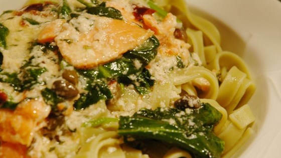 Salmon and Spinach Fettuccine